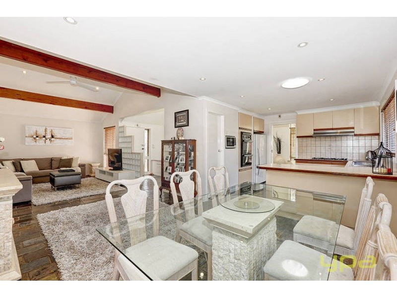 29 Papworth Place, Meadow Heights VIC 3048