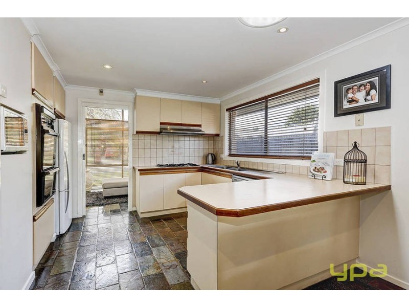 29 Papworth Place, Meadow Heights VIC 3048