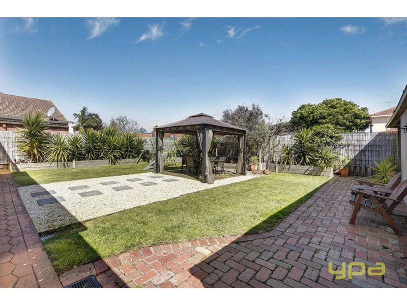 29 Papworth Place, Meadow Heights VIC 3048