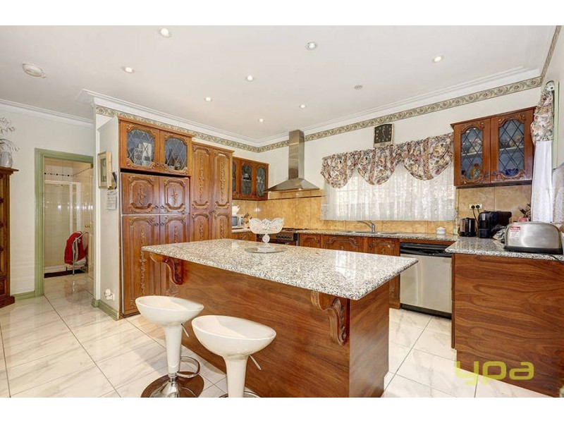 1 Welsh Court, Roxburgh Park VIC 3064