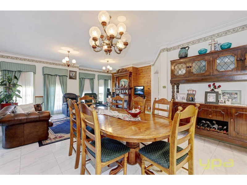 1 Welsh Court, Roxburgh Park VIC 3064