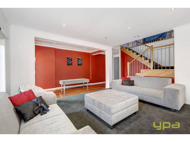 10 Hannam Court, Roxburgh Park VIC 3064