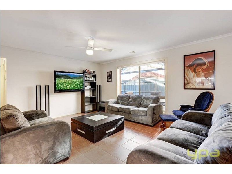 31 Wisla Circuit, Roxburgh Park VIC 3064