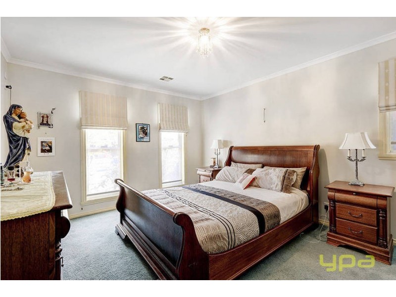 31 Wisla Circuit, Roxburgh Park VIC 3064