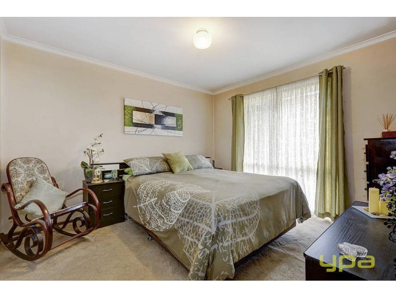 125 Rokewood Crescent, Meadow Heights VIC 3048