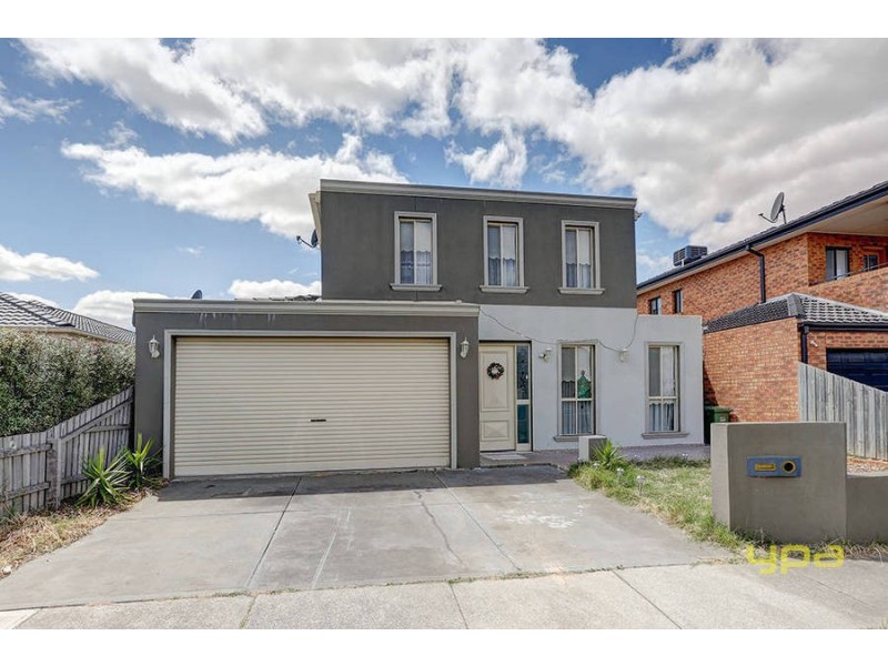 8 Tigris Court, Roxburgh Park VIC 3064