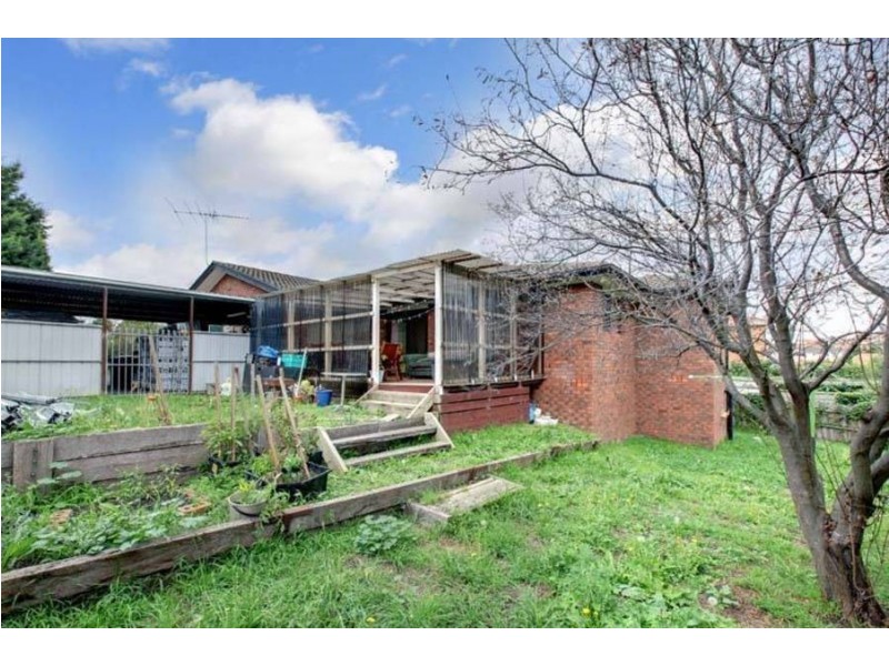 5 Dillwynia Place, Meadow Heights VIC 3048