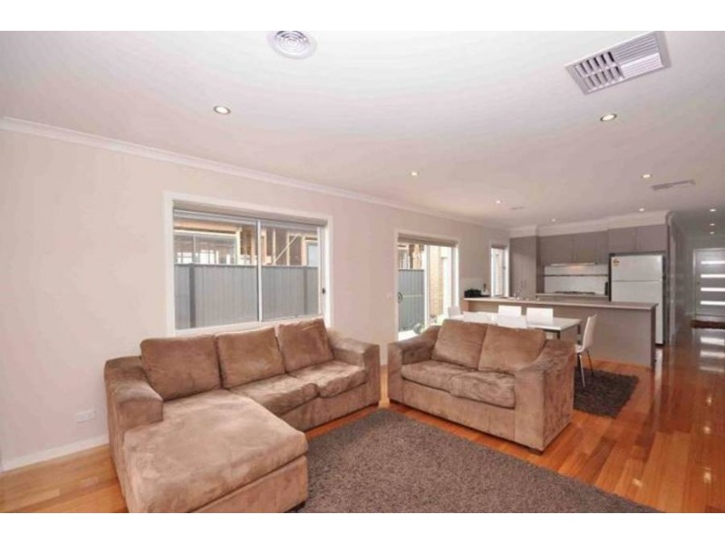 5 Parkhaven Street, Craigieburn VIC 3064