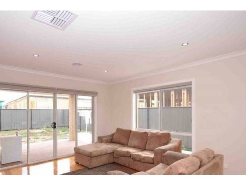 5 Parkhaven Street, Craigieburn VIC 3064