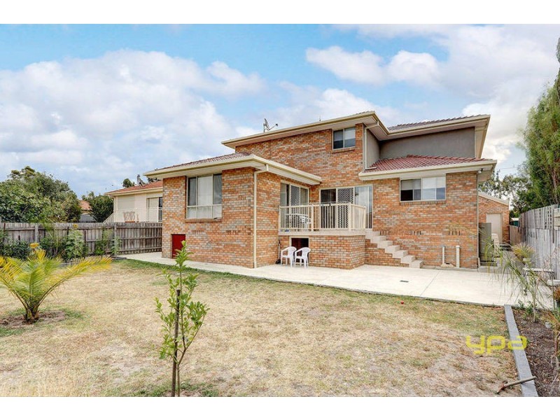 17 Cashmore Place, Roxburgh Park VIC 3064