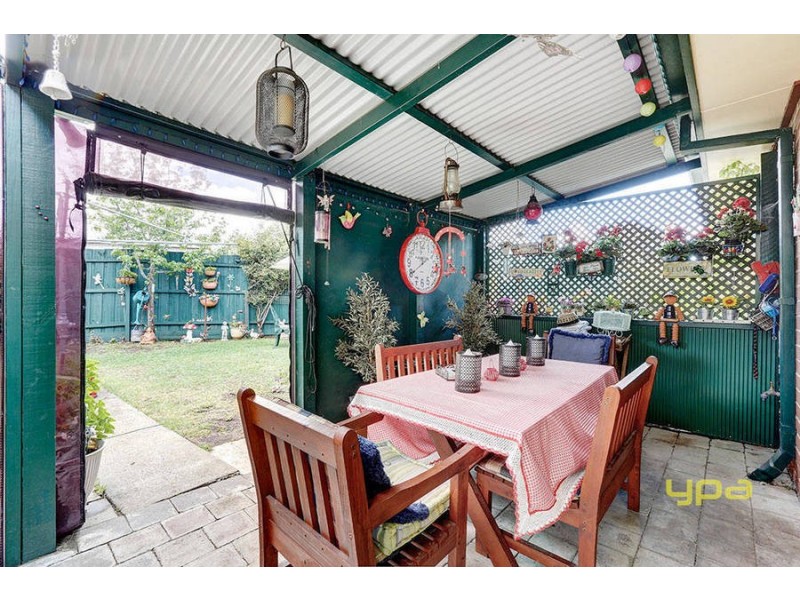 1 Canadian Court, Meadow Heights VIC 3048