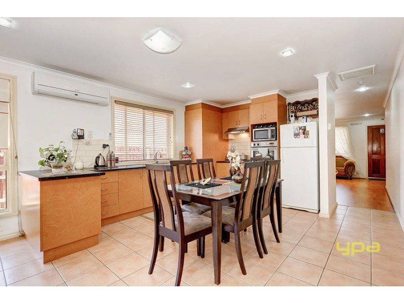 31 Kennedy Parade, Roxburgh Park VIC 3064