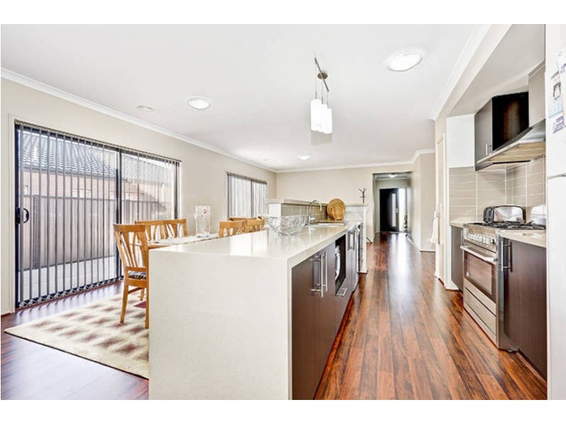 6 Flannery Street, Craigieburn VIC 3064