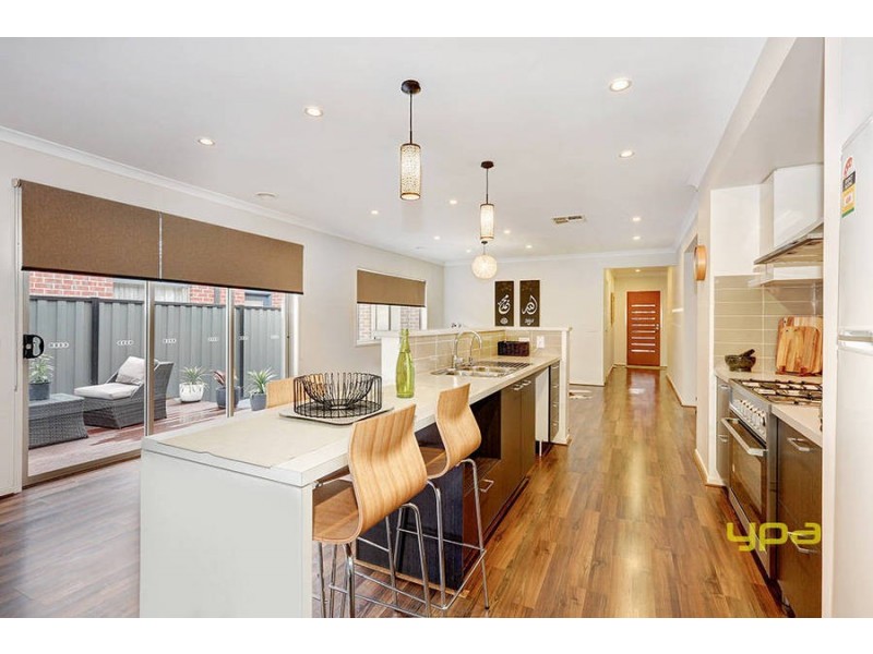 50 Biltmore Crescent, Roxburgh Park VIC 3064