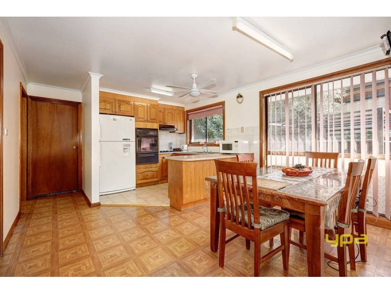 1/17 Nicholson Crescent, Meadow Heights VIC 3048