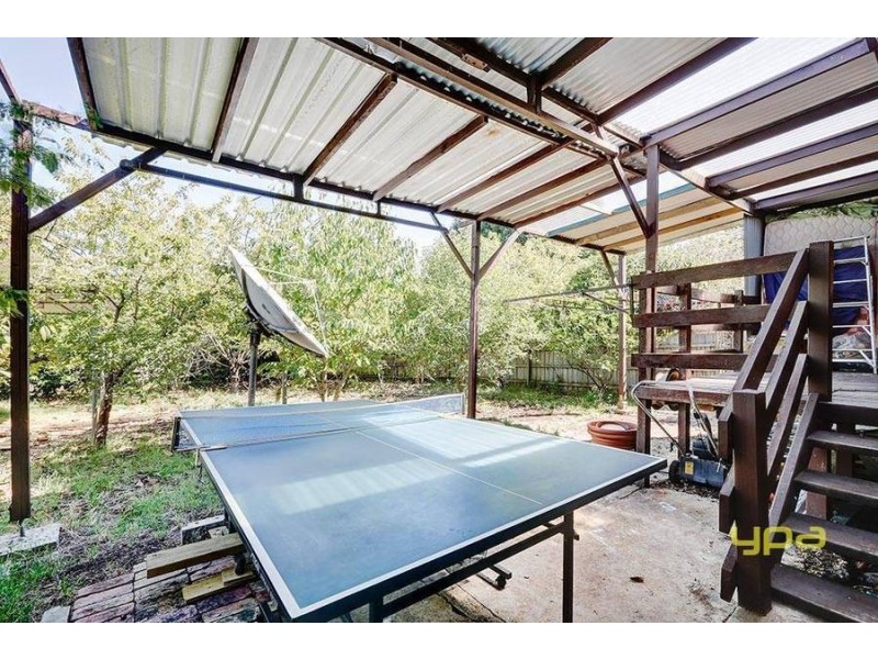 1/17 Nicholson Crescent, Meadow Heights VIC 3048