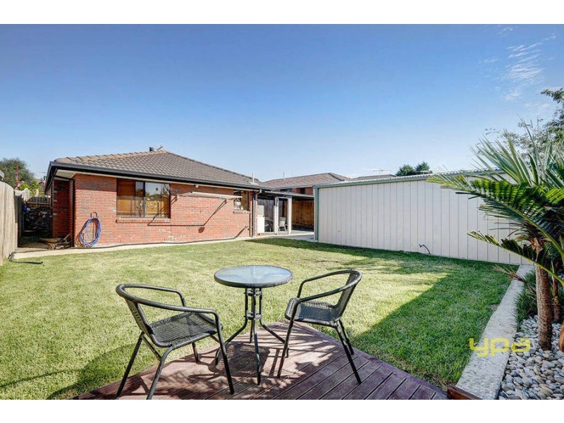 6 Manna Court, Meadow Heights VIC 3048