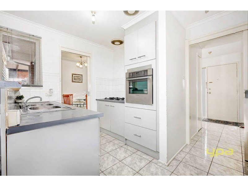 13 Themeda Court, Meadow Heights VIC 3048