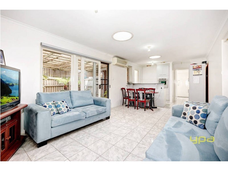 13 Themeda Court, Meadow Heights VIC 3048