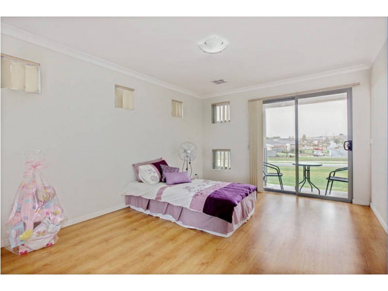 9/5 Korab Place, Roxburgh Park VIC 3064