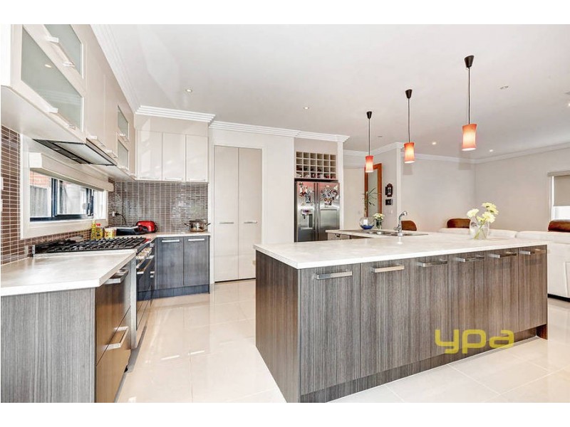 21 Mallard Circuit, Craigieburn VIC 3064