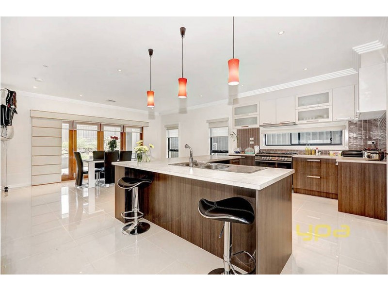 21 Mallard Circuit, Craigieburn VIC 3064