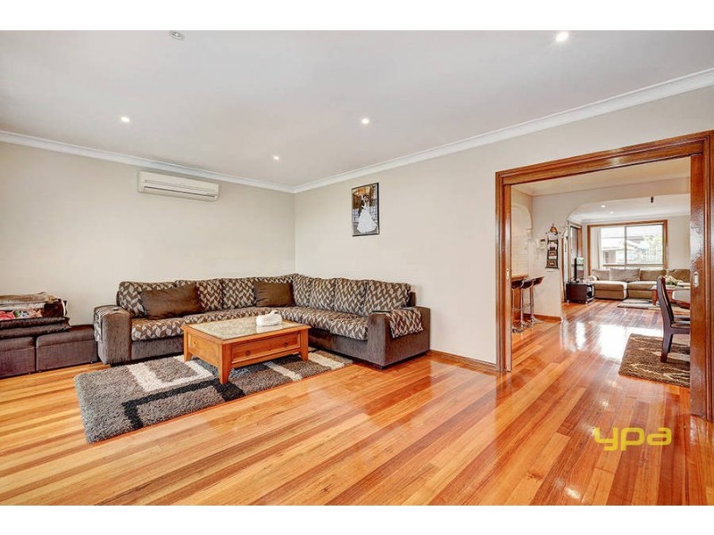 46 Mitchell Crescent, Meadow Heights VIC 3048