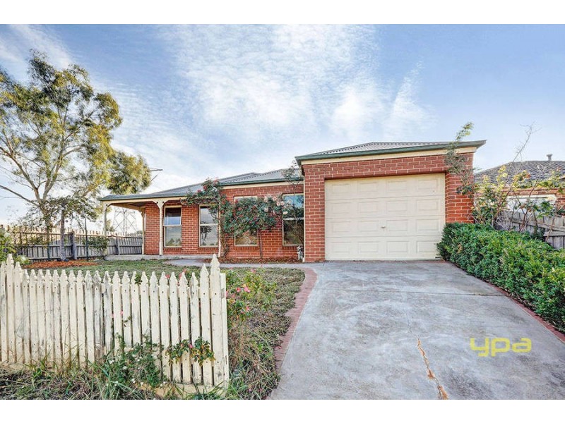 45 McIntyre Avenue, Roxburgh Park VIC 3064