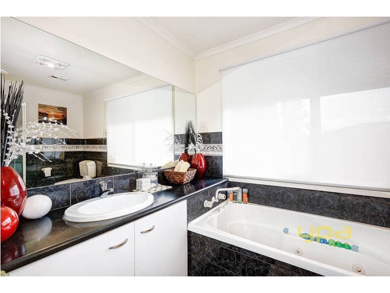 26 Dillwynia Place, Meadow Heights VIC 3048