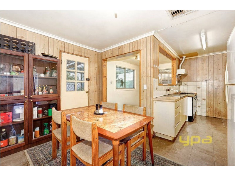 16 Canadian Court, Meadow Heights VIC 3048