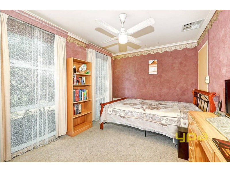 16 Canadian Court, Meadow Heights VIC 3048