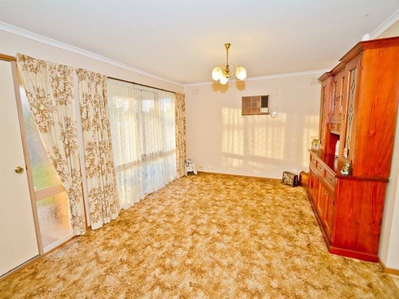 7 Ellam Court, Meadow Heights VIC 3048