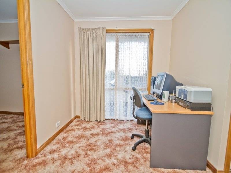 7 Ellam Court, Meadow Heights VIC 3048