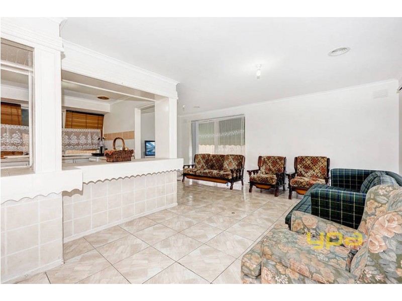 1 Telford Court, Meadow Heights VIC 3048