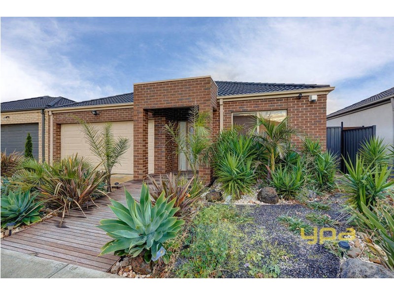 2 Atlas Street, Roxburgh Park VIC 3064