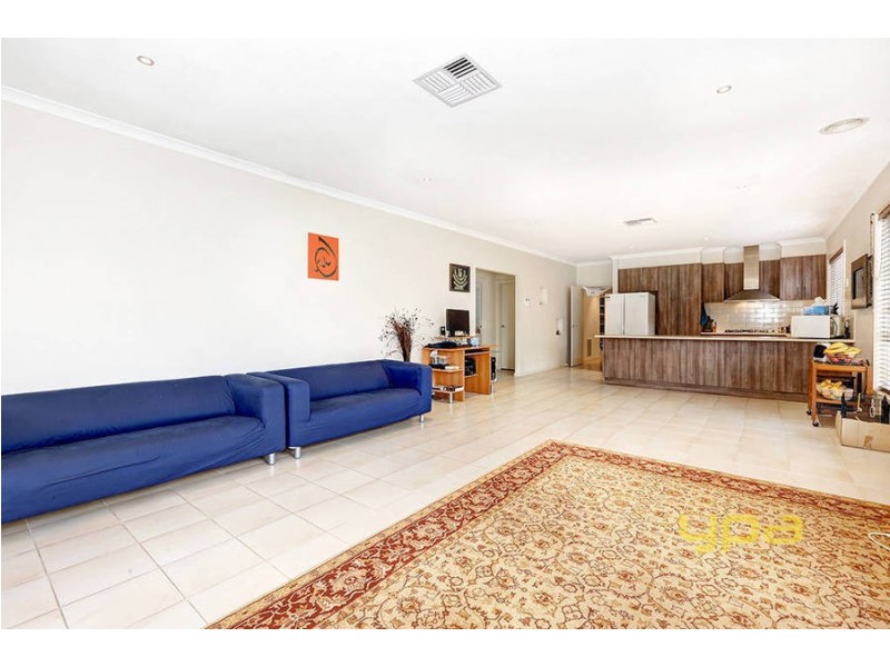 2 Atlas Street, Roxburgh Park VIC 3064