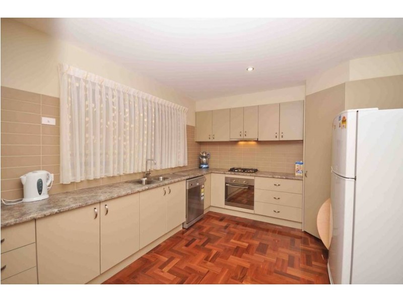 14 Wild Crescent, Roxburgh Park VIC 3064