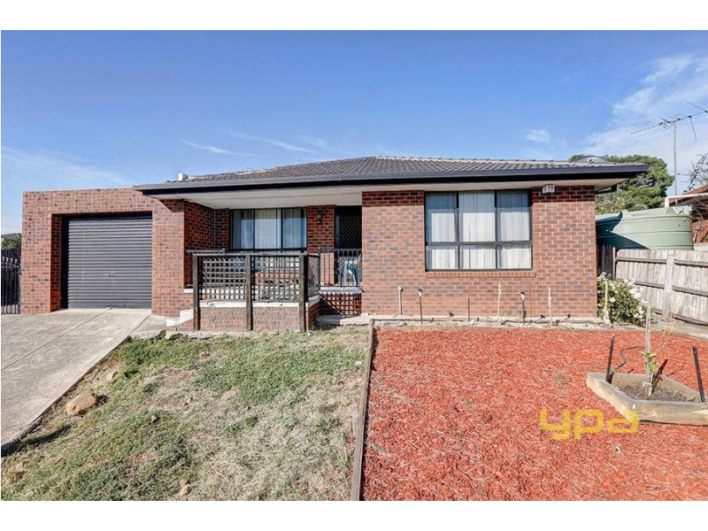 4 Hakea Place, Meadow Heights VIC 3048