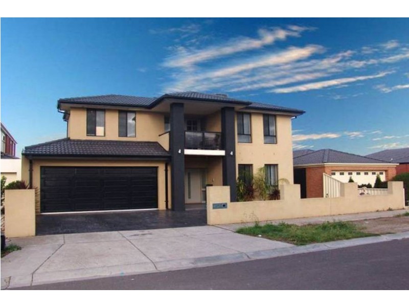 8 Chesterville Court, Roxburgh Park VIC 3064