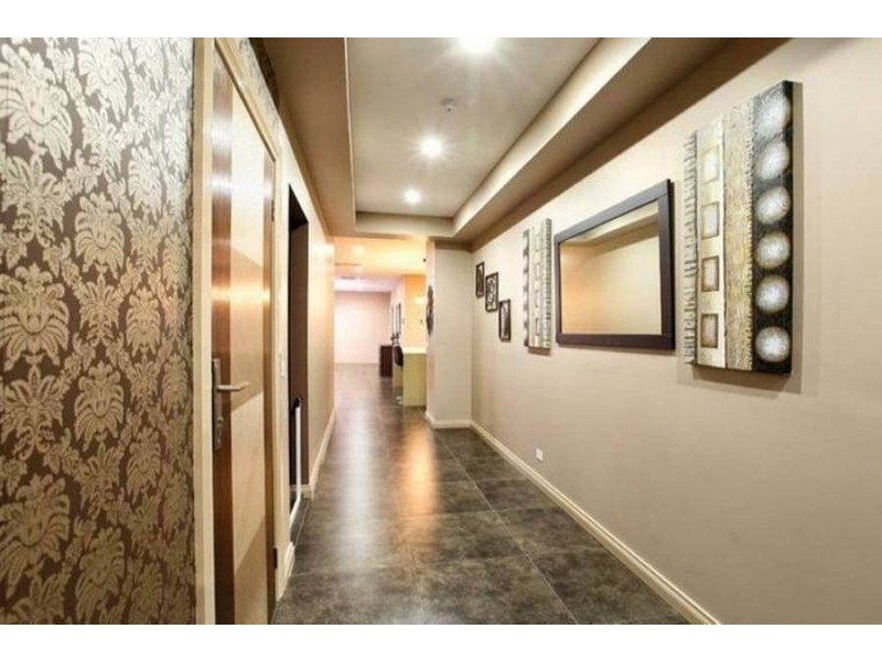 25 Bluebird Way, Roxburgh Park VIC 3064