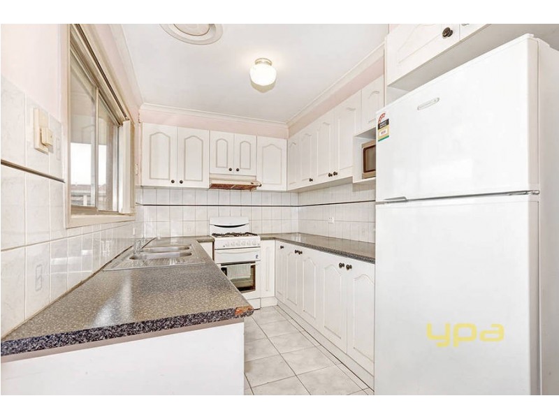 2 Dartmoor Court, Meadow Heights VIC 3048