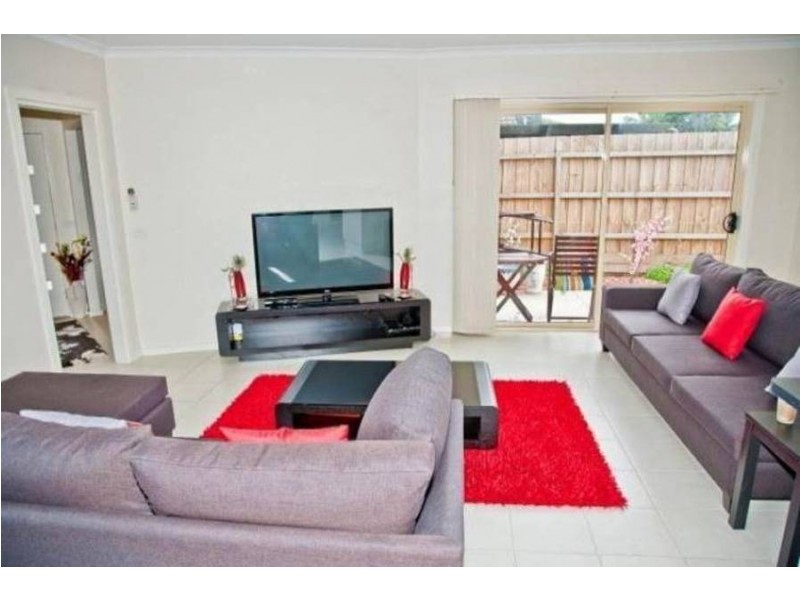 2/6 Denver Court, Meadow Heights VIC 3048