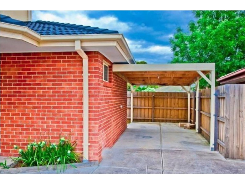 2/6 Denver Court, Meadow Heights VIC 3048
