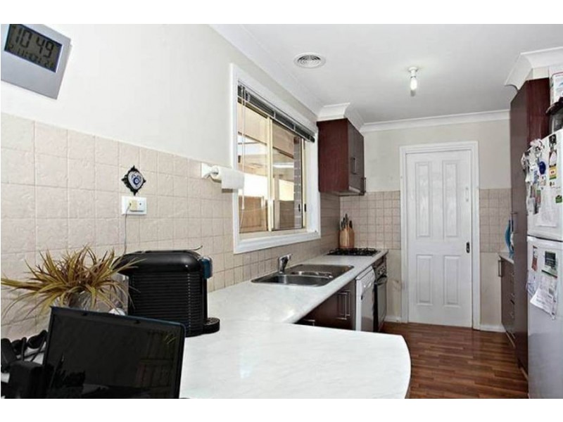 19/4-16 Melaleuca Drive, Meadow Heights VIC 3048