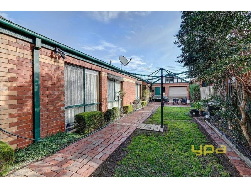 12 Morey Court, Roxburgh Park VIC 3064