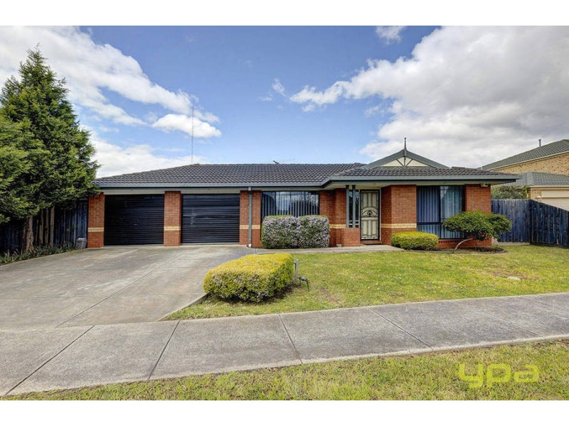 8 Rio Grande Drive, Roxburgh Park VIC 3064