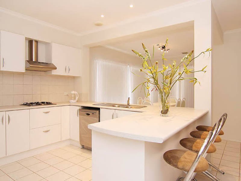 75 Sandover Drive, Roxburgh Park VIC 3064