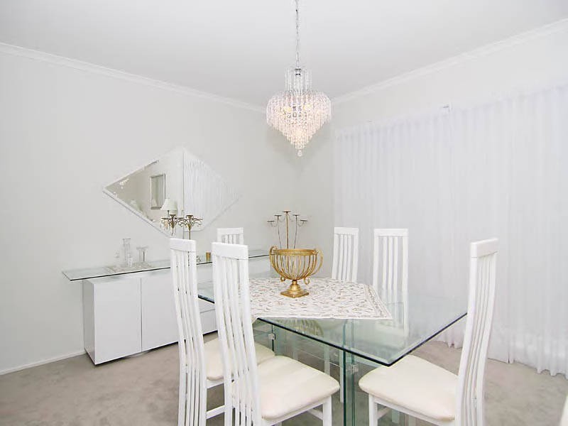 75 Sandover Drive, Roxburgh Park VIC 3064