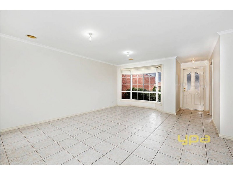 22 Honeysuckle Court, Meadow Heights VIC 3048