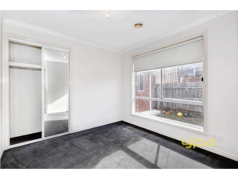 22 Honeysuckle Court, Meadow Heights VIC 3048